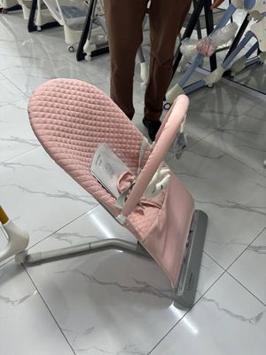 Музыкальный шезлонг Luxmom. Качество оличное