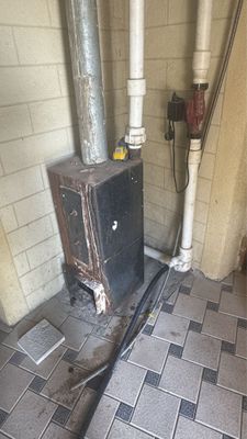 Продаеться котел