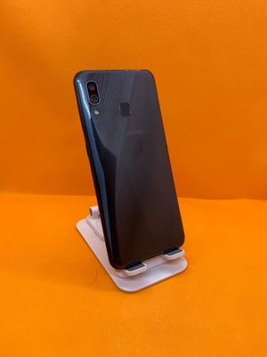 Samsung a30 Srochna sotiladi