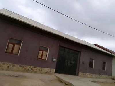 sotiladi navoiy farhod savxozda 550 mln kelishamiz