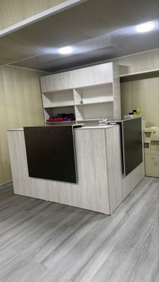 Resepshn bar. Komplekt 3 mln sum shkaflari bor