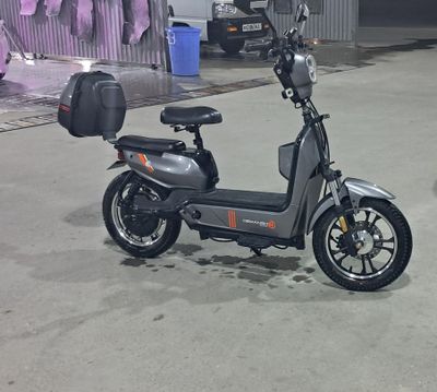 Sukuter elektiron