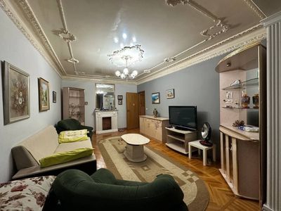 Продаётся 4ком , 100м² ор-р: кафе "Bon"