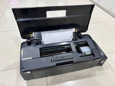Epson L1800 printer srochna sotiladi