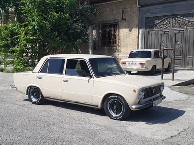 Vaz 2111 srochna sotiladi holati alo narxini kelishamiz