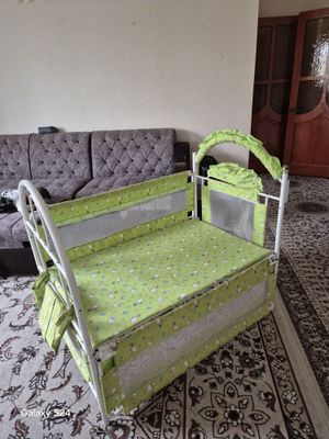 Детский кровать. Сотилади