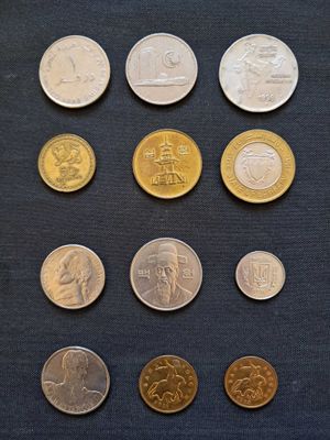 Продаются монеты