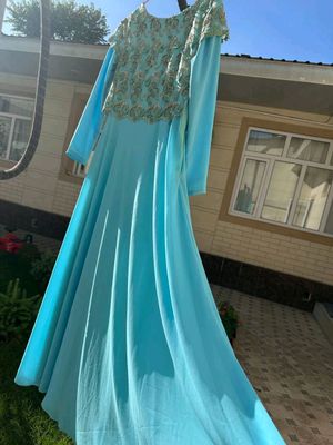 1 marta kiyilgan 200.000 S/M razmer