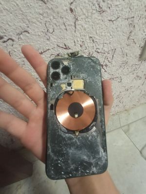 Iphone 11 pro zapcasga sotiladi