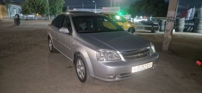 Ласетти 1.6 автомат сотилади 3 Кален краска бор бошка жойи тоза булиши