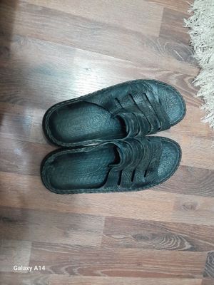Тапочки для мужчин