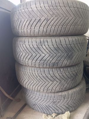 235/55ZR19 Imperial All Season Driver