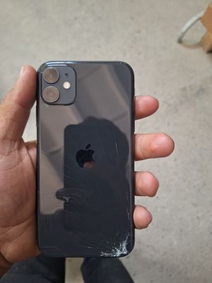 Tel iphone 11 holati yaxshi yomks 73 xotira 64
