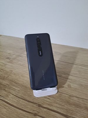 Redmi 8 sotiladi