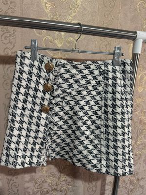 Продам твидовую юбку bershka