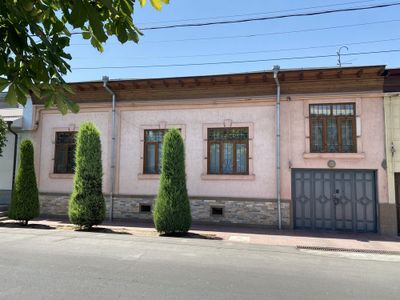 Продаеться дом в Якка Сарайском районе Мукумий махаля.
