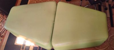 Продаю комплект пуфиков (2шт)