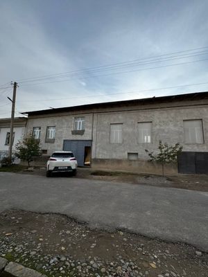 Срочно ер Yer sotiladi Qibray o'nqo'rg'onda limonzor ko'chasi