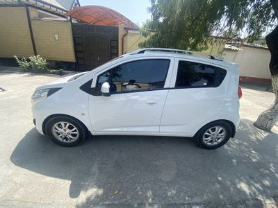 Spark sotiladi !