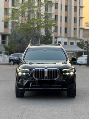 BMW X7 xDrive40i возможно приобрести в рассрочку или обменять