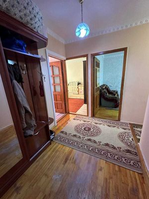 Учтепа-26 да 3 хонали квартира ижарага берилади