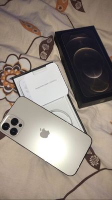 IPhone 12 pro с гарантией Нужны деньги срочнооо