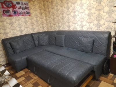 Диван гостевой со всеми удобствами