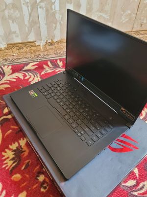 Asus rog zephyrus GA502IU