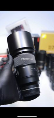 Tamron 90mm f/2.8 Di III Macro VXD for Sony