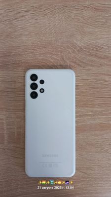 Samsung Galaxy A13 xolati yaxshi