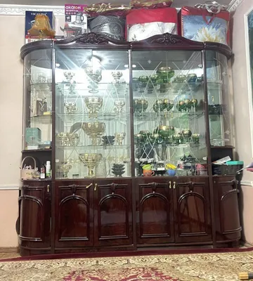 stenka srochno sotiladi