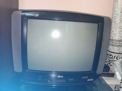 LG televisor pultnoy