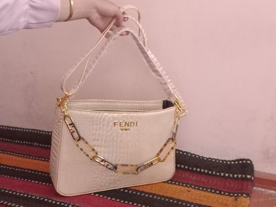 Fendi brendli sumka hali ishlatilmagan