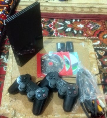 Sony Playstation 2 slim.