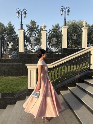 Платье новое одевала всего один раз брала 100$