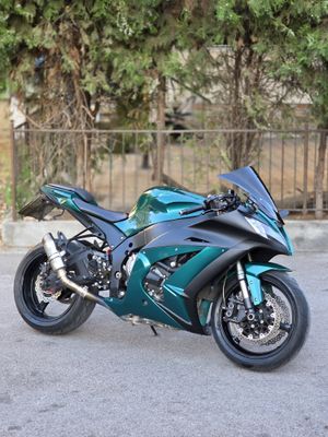 Срочна сотилади Kawasaki zx10r 2012