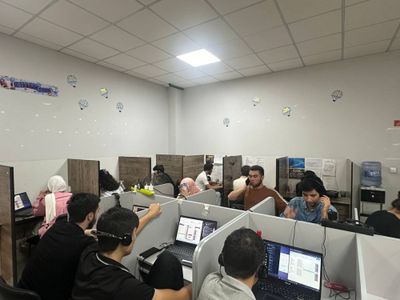 Тайёр юриб турган бизнес. Колл центр