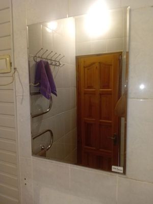 Новое зеркало в ванну