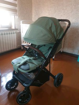 Прогулочная коляска Kidilo 6530 Green