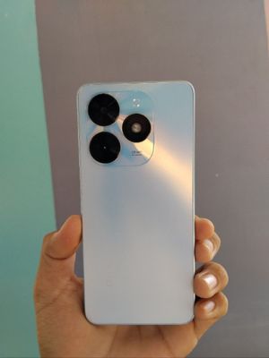 Techno spark go 2024 karobka dakumenti bo 4+4/128