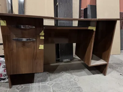 Продам компьютерный стол и стул.