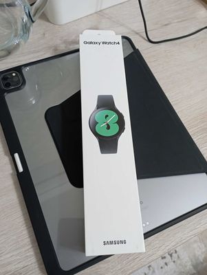 Galaxy Watch 4 sotiladi 40mm