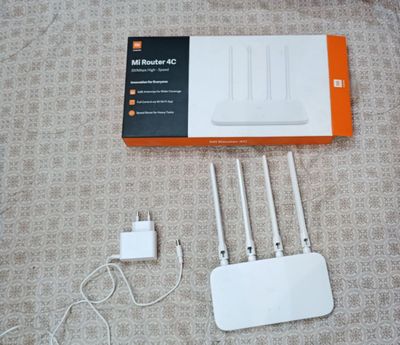 Mi-Fi роутер 4C на 300 mbps