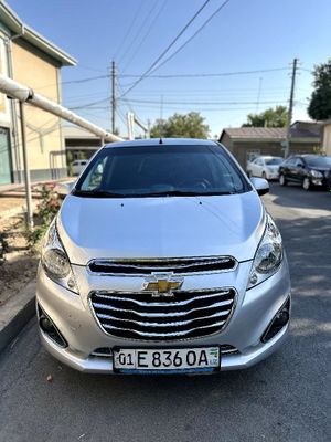 SPARK 1,25 mator 2pazitsya sotiladi