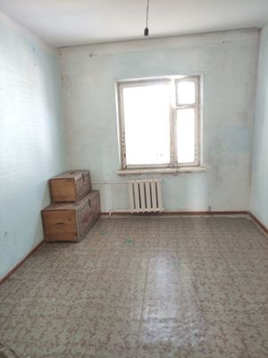 Аренда Сергели Спутник 15 2/4/4 квартира пустая. До метро 4 остановки.