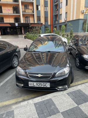 Gentra 2015 1 yevro srochni sotiladi