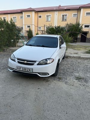 Lassetti jentra qilingan Avtomat