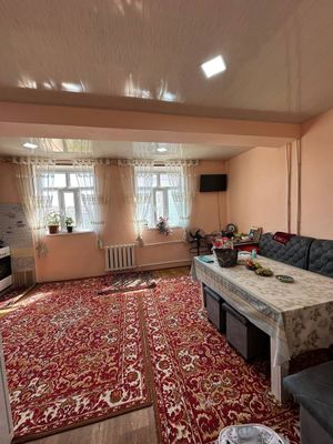 Сергелийский район Строитель 3/5/9 квартира чистая. 120м²