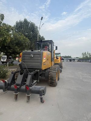 автогрейдер XCMG 180