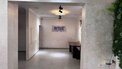 Чиланзар14 вдоль дороги 50м² 2 комнаты